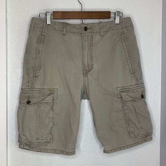 Levi's Other - Levi's khaki tan jean cargo shorts 100% cotton